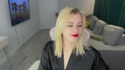 You can call me HH online show from April 17, 11:57 am