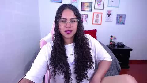 Karen online show from December 13, 10:48 pm