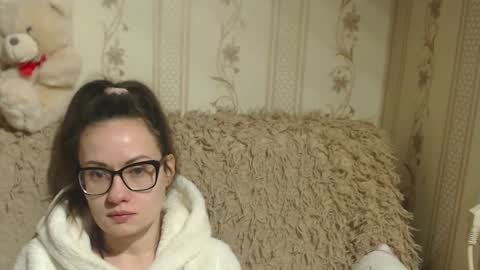 say meow and send tips  online show from February 16, 11:16 pm