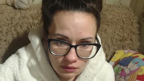 Snapshot of candylady136 chatting on February 15, 9:04 pm say meow and send tip online show from February 15, 9:04 pm