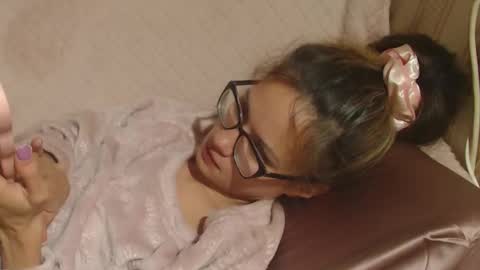 Snapshot of candylady136 chatting on October 20, 7:36 pm say meow and send tip online show from October 20, 7:36 pm