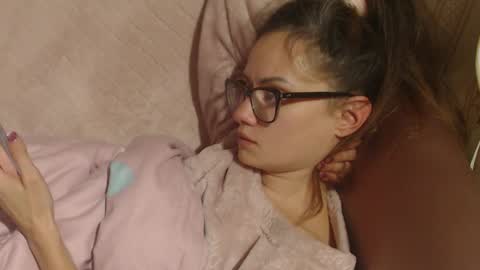 say meow and send tip  online show from November 13, 7:13 pm