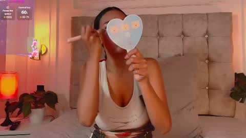 Snapshot of candylips4 chatting on July 21, 12:18 pm Candy online show from July 21, 12:18 pm
