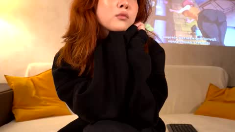 Snapshot of candylolly_ chatting on December 3, 10:46 am Anna online show from December 3, 10:46 am