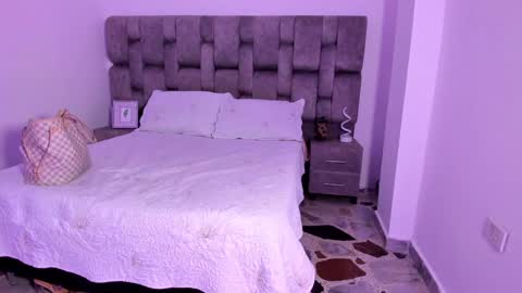 Candy online show from December 5, 5:26 am