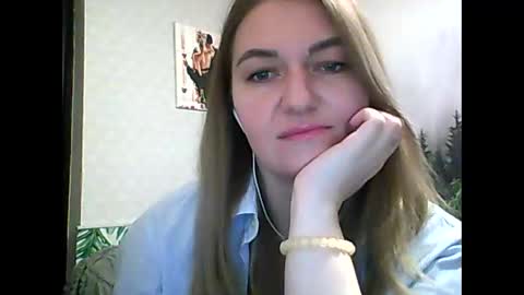 Snapshot of candyolime chatting on March 9, 9:36 pm Daisy online show from March 9, 9:36 pm