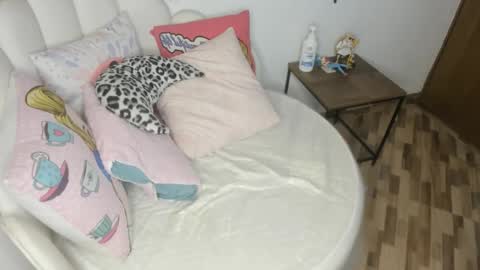 Snapshot of candytyler_ chatting on September 13, 12:05 pm candytyler_ online show from September 13, 12:05 pm