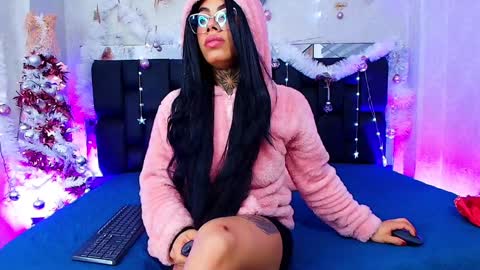Snapshot of canela_osadaa_ chatting on January 9, 11:58 am Aura online show from January 9, 11:58 am