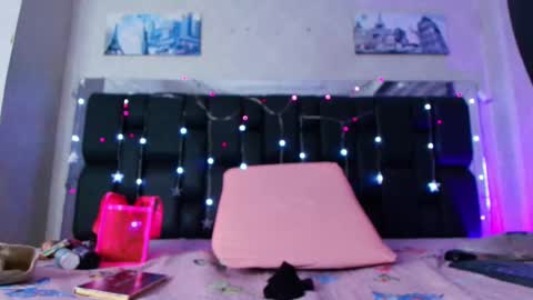 Snapshot of canela_osadaa_ chatting on March 10, 11:53 am Aura online show from March 10, 11:53 am