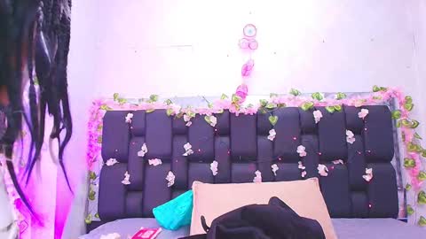 Snapshot of canela_osadaa_ chatting on September 17, 11:56 am Aura online show from September 17, 11:56 am