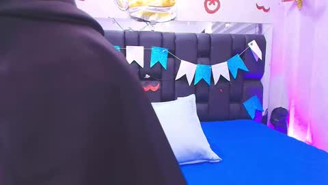 Snapshot of canela_osadaa_ chatting on September 27, 11:59 am Aura online show from September 27, 11:59 am