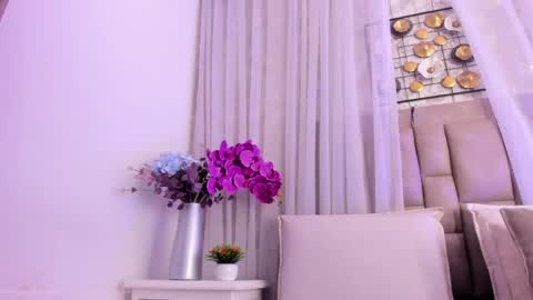 Snapshot of cannelasmith chatting on May 16, 12:51 am cannelasmith online show from May 16, 12:51 am