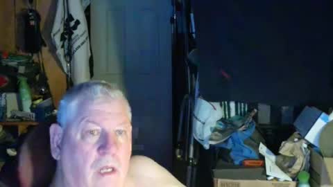 canoelicker69 online show from September 19, 6:37 am