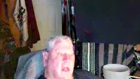 canoelicker69 online show from December 20, 4:47 pm