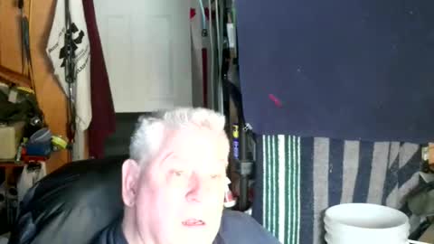 canoelicker69 online show from January 16, 8:24 pm