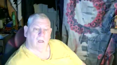 canoelicker69 online show from April 5, 12:02 pm