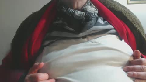 Snapshot of capitanfuturo44 chatting on February 27, 3:26 pm Cinzia ex regina online show from February 27, 3:26 pm