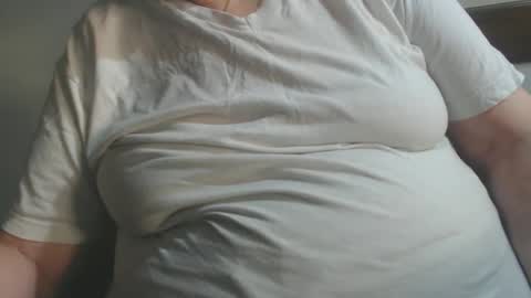 Snapshot of capitanfuturo44 chatting on September 19, 8:38 am Cinzia ex regina online show from September 19, 8:38 am