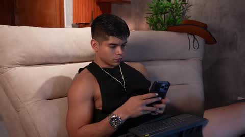 Snapshot of capizzi_ chatting on October 3, 10:51 pm David Capizzi online show from October 3, 10:51 pm