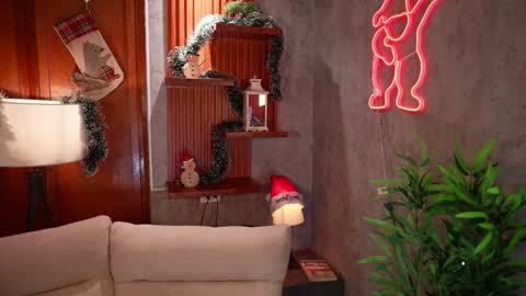 Snapshot of capizzi_ chatting on December 20, 9:05 am David Capizzi online show from December 20, 9:05 am