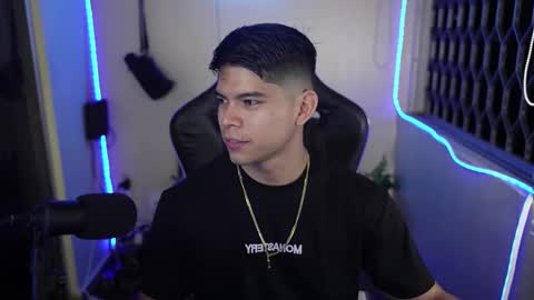 Snapshot of capizzi_ chatting on March 10, 4:50 am David Capizzi online show from March 10, 4:50 am