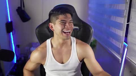 Snapshot of capizzi_ chatting on March 19, 6:06 am David Capizzi online show from March 19, 6:06 am