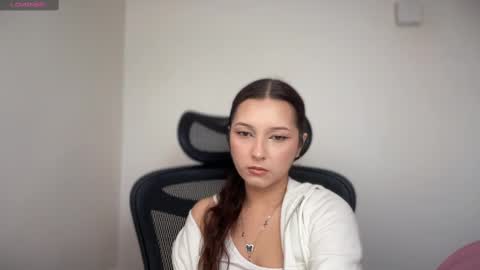 Emma online show from February 12, 3:05 pm