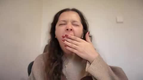 Emma online show from October 1, 5:46 am