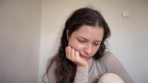 Emma online show from October 14, 5:30 am