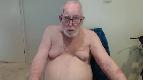 capt5105 online show from October 11, 10:19 pm