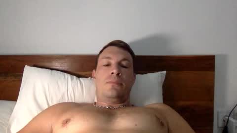 Snapshot of capt_oliver chatting on October 11, 4:01 am follow my twitter  online show from October 11, 4:01 am