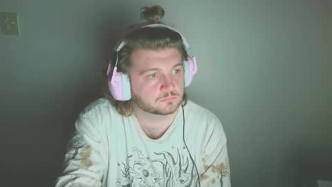 Snapshot of captianplanet1313 chatting on September 12, 3:39 am captianplanet1313 online show from September 12, 3:39 am