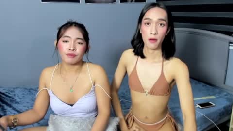 Snapshot of captivatingyumi chatting on February 16, 3:38 pm Yumi Aera online show from February 16, 3:38 pm