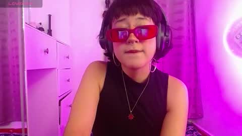 Amy online show from October 12, 3:38 am