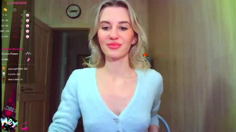 Snapshot of caramel_pie_ chatting on January 18, 9:18 pm caramel online show from January 18, 9:18 pm