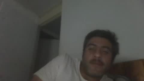 Snapshot of caravibugue chatting on December 31, 12:43 am caravibugue online show from December 31, 12:43 am