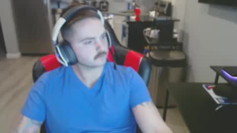 Snapshot of cardi_beans chatting on January 21, 6:54 am cardi_beans online show from January 21, 6:54 am