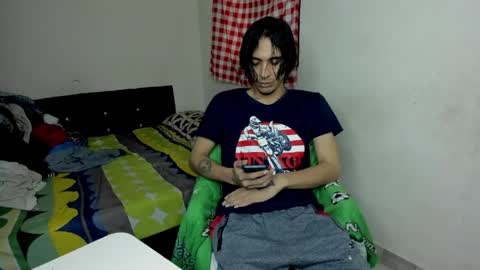 Carlos and Cristian  online show from May 18, 9:53 pm