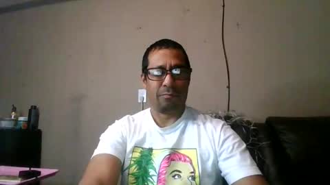 Snapshot of cargopipe2000 chatting on November 28, 8:17 am Adams huge online show from November 28, 8:17 am