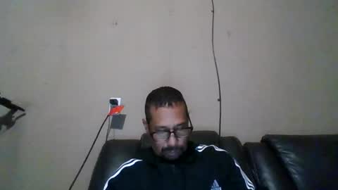 Snapshot of cargopipe2000 chatting on December 16, 6:51 am Adams huge online show from December 16, 6:51 am