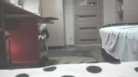 Laz online show from October 3, 7:00 pm