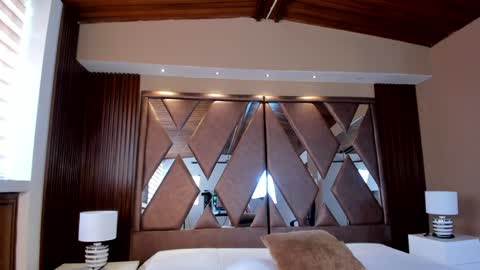 Carina online show from January 28, 5:35 pm