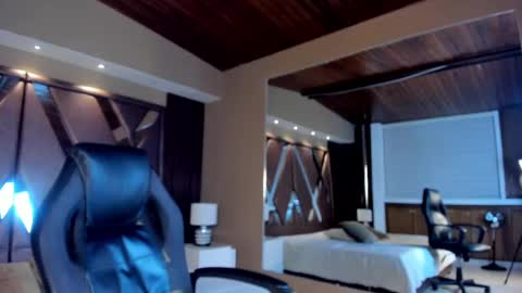 Carina online show from February 11, 11:32 am