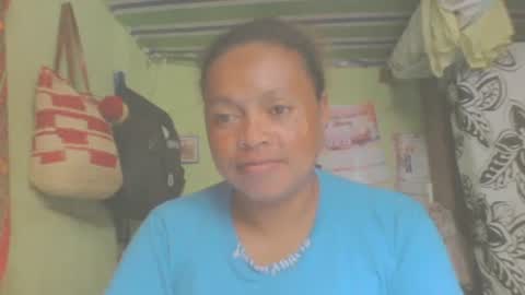 carinesexy69 online show from February 4, 10:54 am