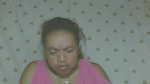 Snapshot of carinesexy69 chatting on June 16, 11:35 am carinesexy69 online show from June 16, 11:35 am