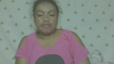 Snapshot of carinesexy69 chatting on June 29, 4:29 pm carinesexy69 online show from June 29, 4:29 pm