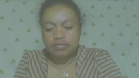 Snapshot of carinesexy69 chatting on July 1, 12:56 am carinesexy69 online show from July 1, 12:56 am