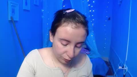 Snapshot of carla_999 chatting on January 9, 2:42 pm carla_999 online show from January 9, 2:42 pm