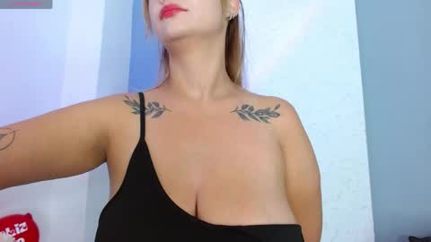 Carla online show from May 5, 11:51 am