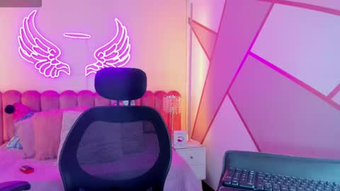 carla online show from March 22, 3:21 am